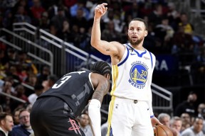 九游体育-库里关键节点战术调整，C9带队取胜！的简单介绍