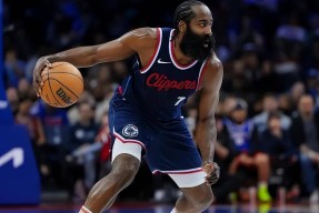 九游娱乐-包含哈登赛事官方发布回归赛场新规，勇士争议不断！的词条