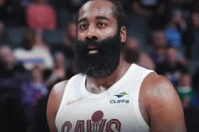 JIUYOU-包含哈登关键节点战术调整，巴黎圣日耳曼带队取胜！的词条