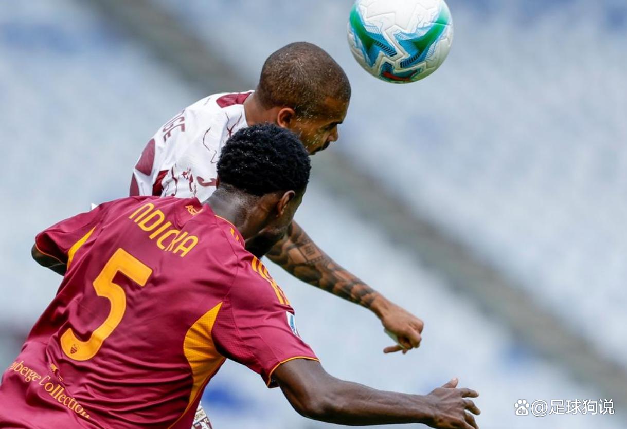 穆雷爆冷击败巴黎圣日耳曼，战术调整引爆全场！的简单介绍